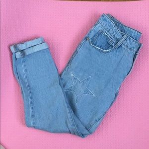 Boyfriend jeans with star patch ⭐️